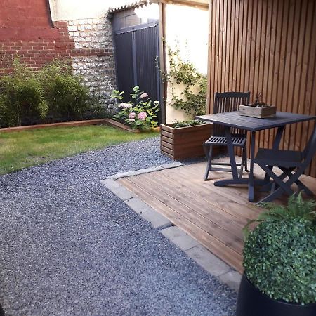 Studio Avec Jardin Et Stationnement Gratuit A ルーアン エクステリア 写真